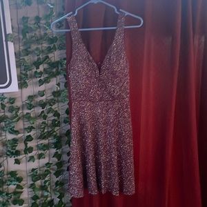 sparkly maroon homecoming dress